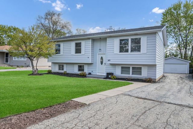 419 DEERPATH Drive, Lindenhurst, IL 60046