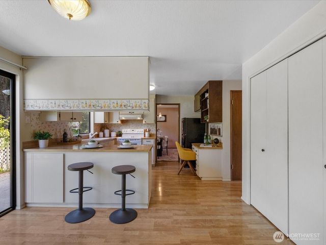 12314 NE 162nd Street, Bothell, WA 98011