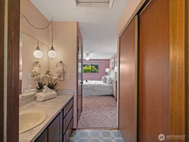 12314 NE 162nd Street, Bothell, WA 98011