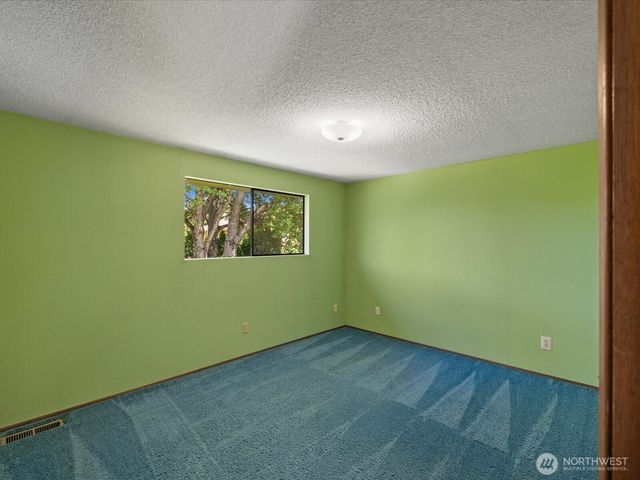 12314 NE 162nd Street, Bothell, WA 98011