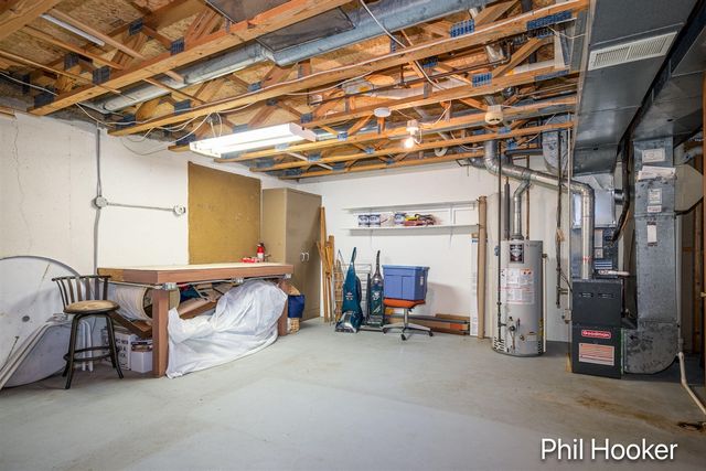 6779 Leisure Creek Drive, Caledonia, MI 49316