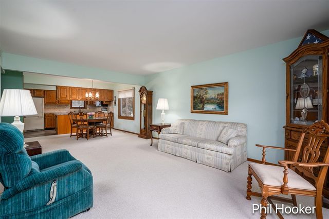 6779 Leisure Creek Drive, Caledonia, MI 49316