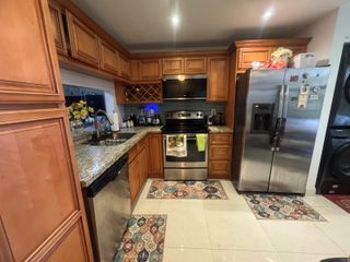 6575 W Oakland Park Boulevard, Lauderhill, FL 33313