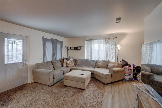 5302 Williamsburg Way, Fitchburg, WI 53719