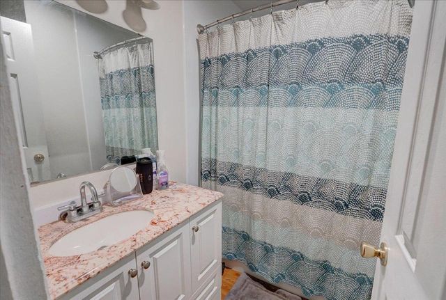 5302 Williamsburg Way, Fitchburg, WI 53719