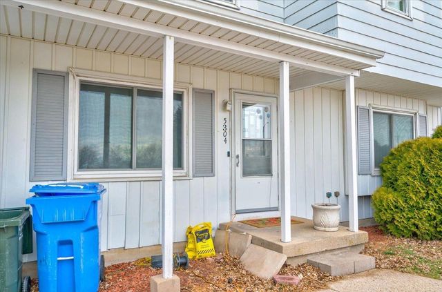 5302 Williamsburg Way, Fitchburg, WI 53719