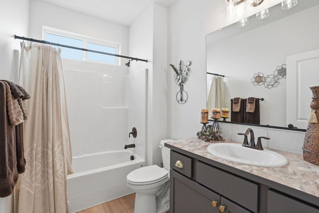 2290 N Wilmington St, Liberty Lake, WA 99019