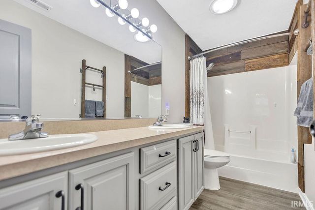 1004 W Burma Road, Bloomington, IN 47404