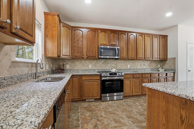 3040 Kilarney Ridge Loop, Cary, NC 27511