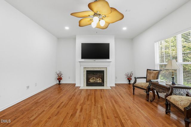 3040 Kilarney Ridge Loop, Cary, NC 27511