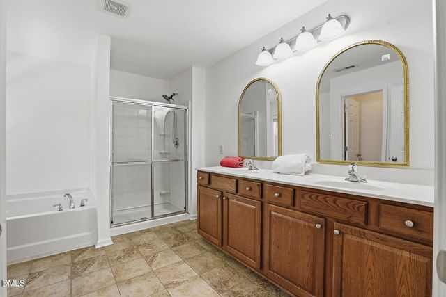 3040 Kilarney Ridge Loop, Cary, NC 27511