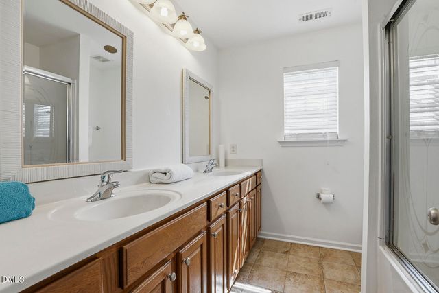 3040 Kilarney Ridge Loop, Cary, NC 27511