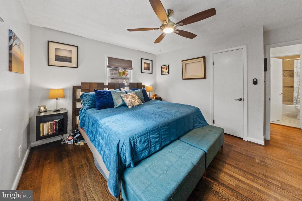 Image 25 of property listing at 5909 BERWYN, Berwyn Heights, MD 20740