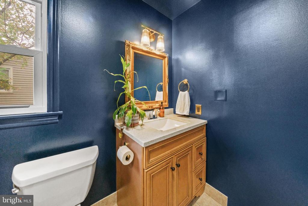 Image 35 of property listing at 5909 BERWYN, Berwyn Heights, MD 20740