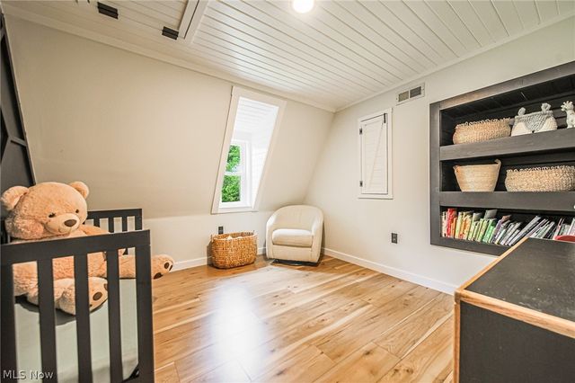 2317 Goshen Hill Road SE, New Philadelphia, OH 44663