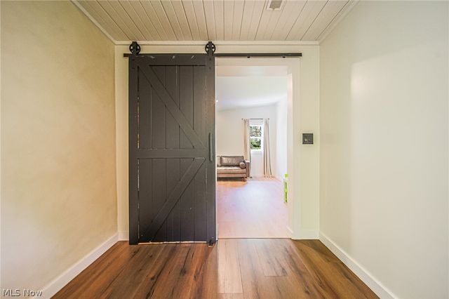 2317 Goshen Hill Road SE, New Philadelphia, OH 44663
