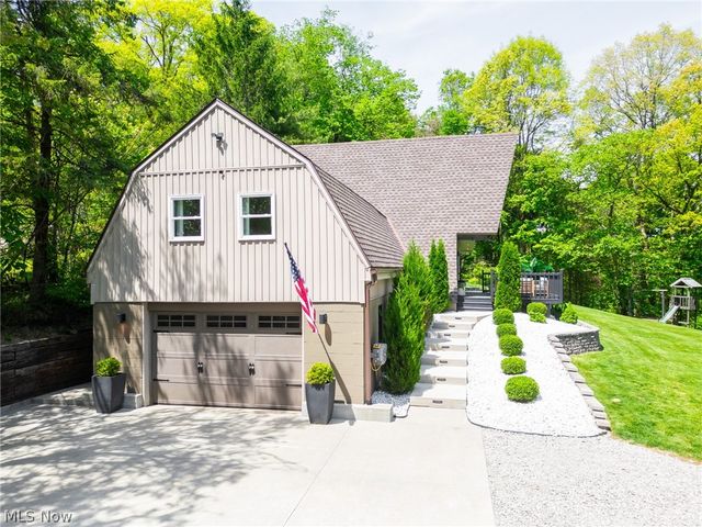 2317 Goshen Hill Road SE, New Philadelphia, OH 44663