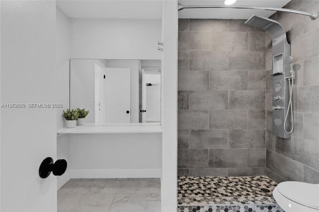 6949 SW 110th Ct 6949, Miami, FL 33173