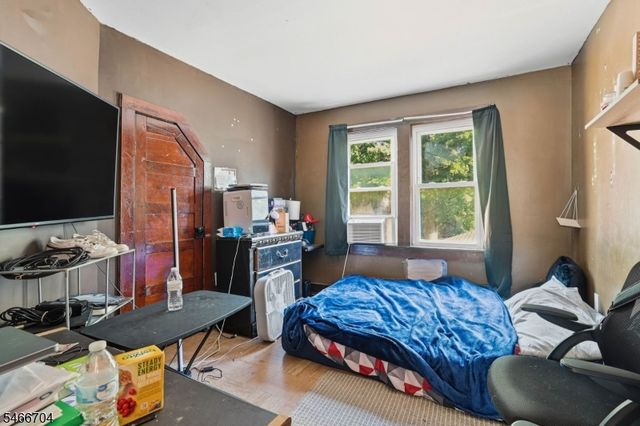 112 Main St, Franklin Boro, NJ 07416