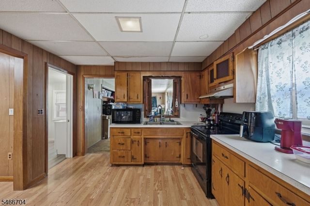 112 Main St, Franklin Boro, NJ 07416