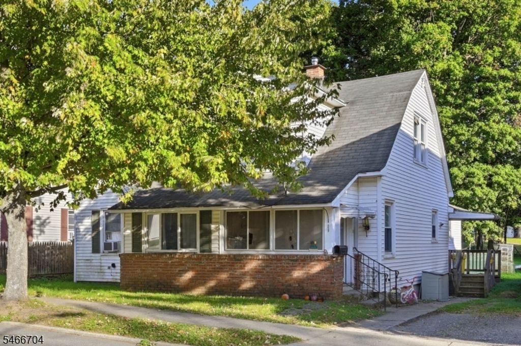 112 Main St, Franklin Boro, NJ 07416 — exterior