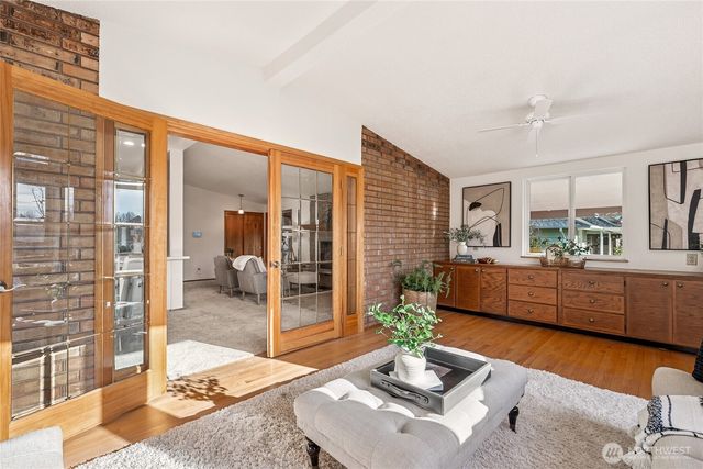 605 Louviers Avenue, Dupont, WA 98327