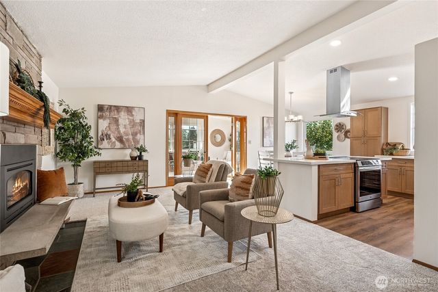 605 Louviers Avenue, Dupont, WA 98327