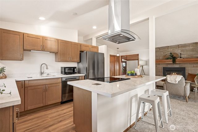 605 Louviers Avenue, Dupont, WA 98327