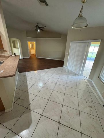 4650 NE 16TH PLACE, Ocala, FL 34470