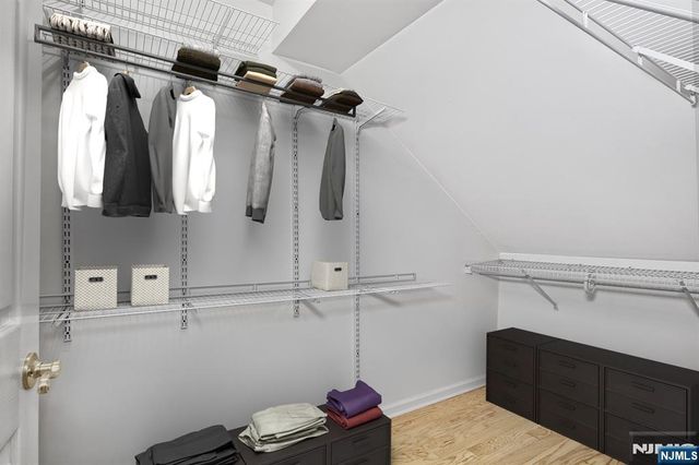 470 Buffalo Court, West New York, NJ 07093