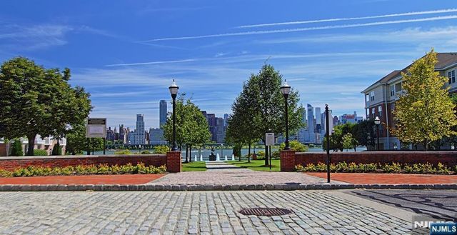 470 Buffalo Court, West New York, NJ 07093