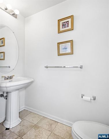 470 Buffalo Court, West New York, NJ 07093