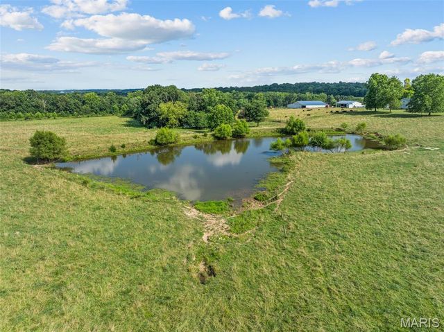 3810 Sunny Road, Washington, MO 63090