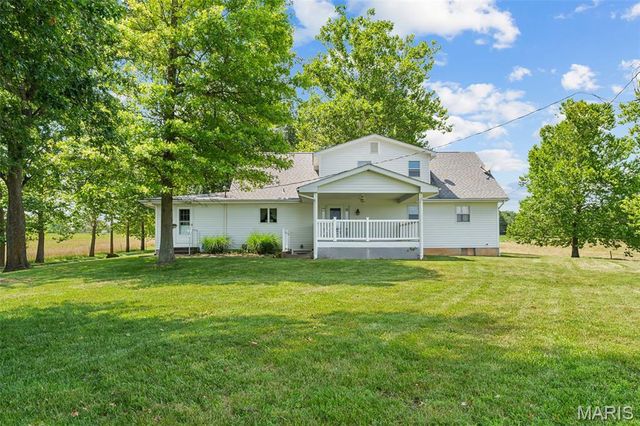 3810 Sunny Road, Washington, MO 63090