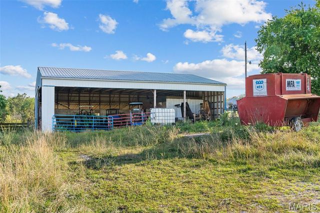 3810 Sunny Road, Washington, MO 63090