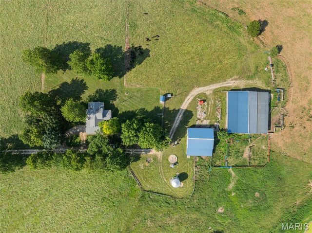 3810 Sunny Road, Washington, MO 63090