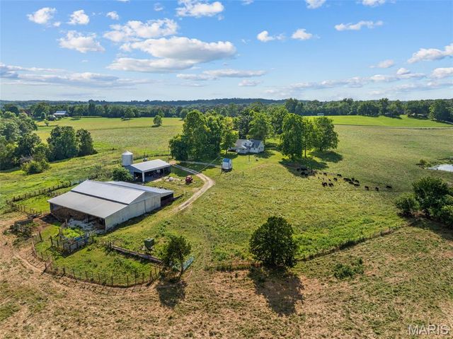 3810 Sunny Road, Washington, MO 63090