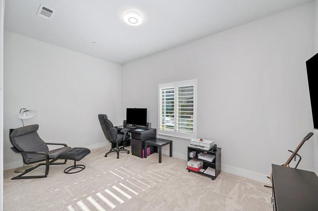10886 St Moritz Cir, Stockton, CA 95209
