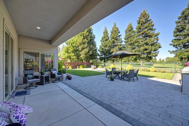 10886 St Moritz Cir, Stockton, CA 95209