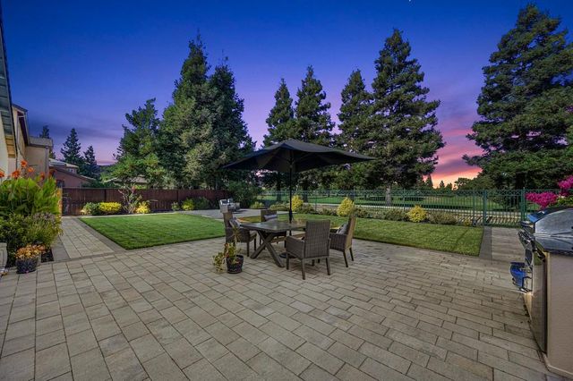 10886 St Moritz Cir, Stockton, CA 95209