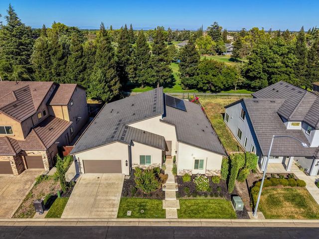 10886 St Moritz Cir, Stockton, CA 95209