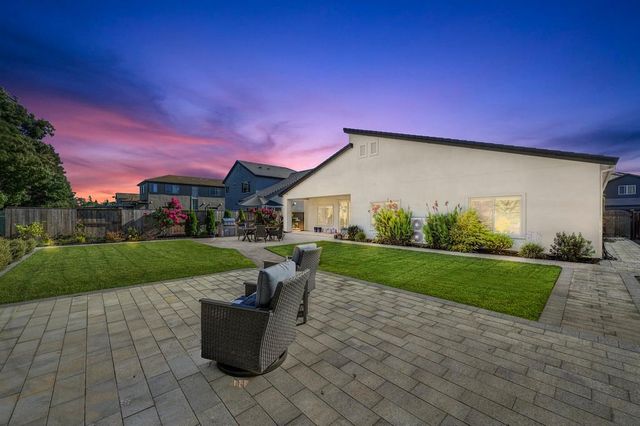 10886 St Moritz Cir, Stockton, CA 95209