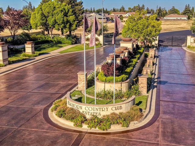 10886 St Moritz Cir, Stockton, CA 95209
