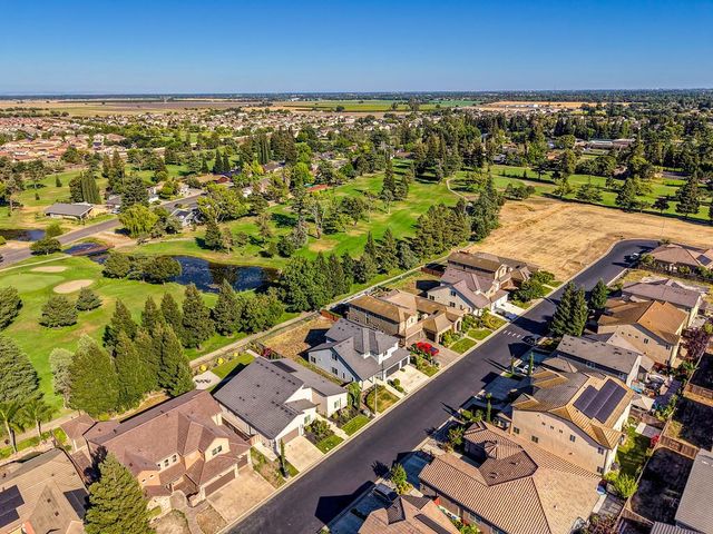 10886 St Moritz Cir, Stockton, CA 95209