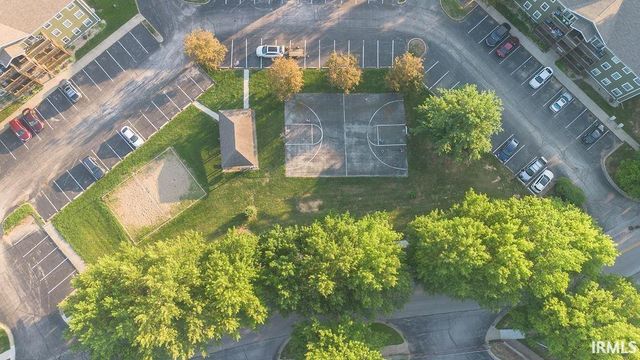 3230 E John Hinkle Place, Bloomington, IN 47408