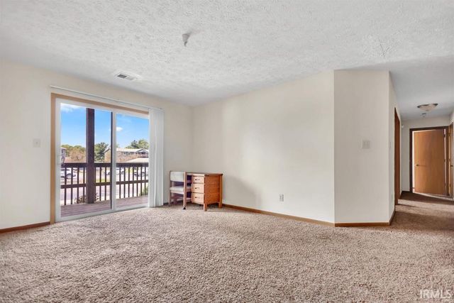 3230 E John Hinkle Place, Bloomington, IN 47408