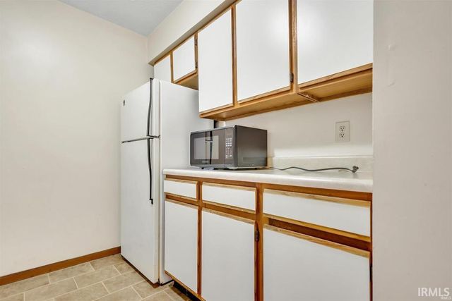 3230 E John Hinkle Place, Bloomington, IN 47408