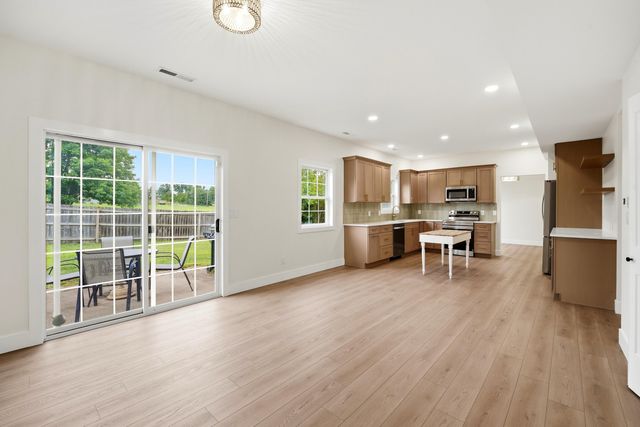 5905 KELSEY DR, Columbia, MO 65202
