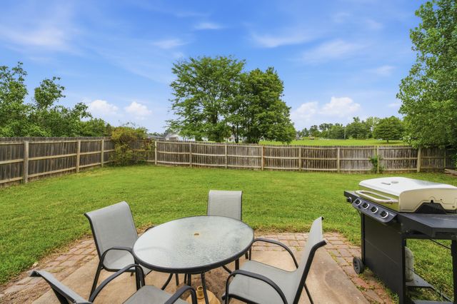 5905 KELSEY DR, Columbia, MO 65202