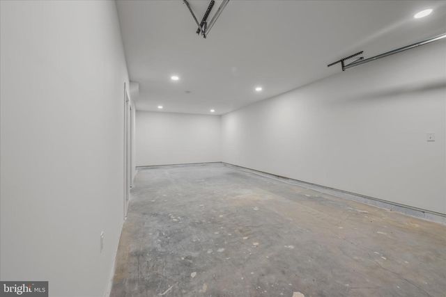 15 HILLTOP STREET, Berkeley Springs, WV 25411